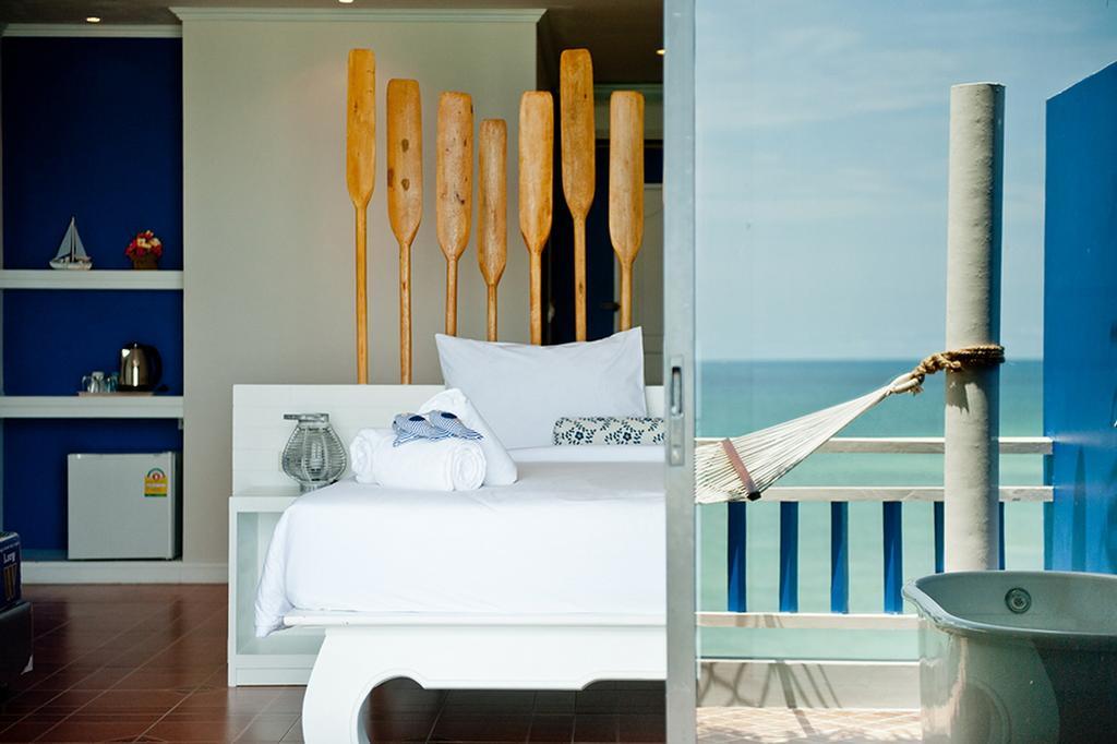At Zea Hotel Patong Exterior foto