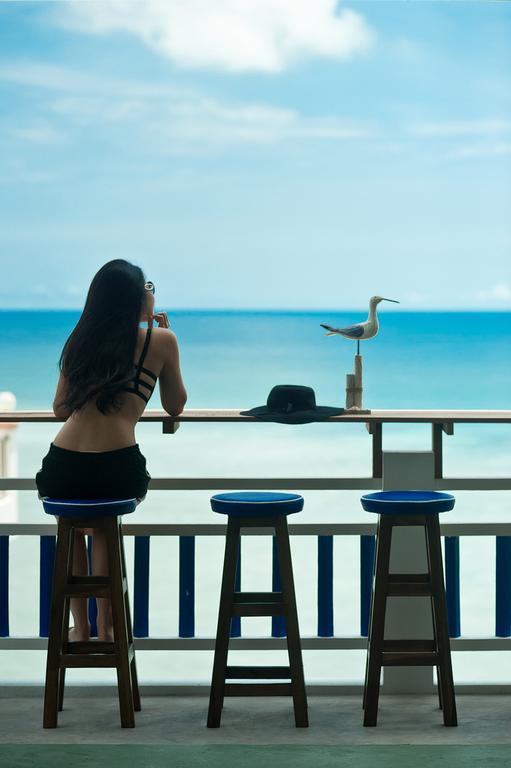 At Zea Hotel Patong Exterior foto