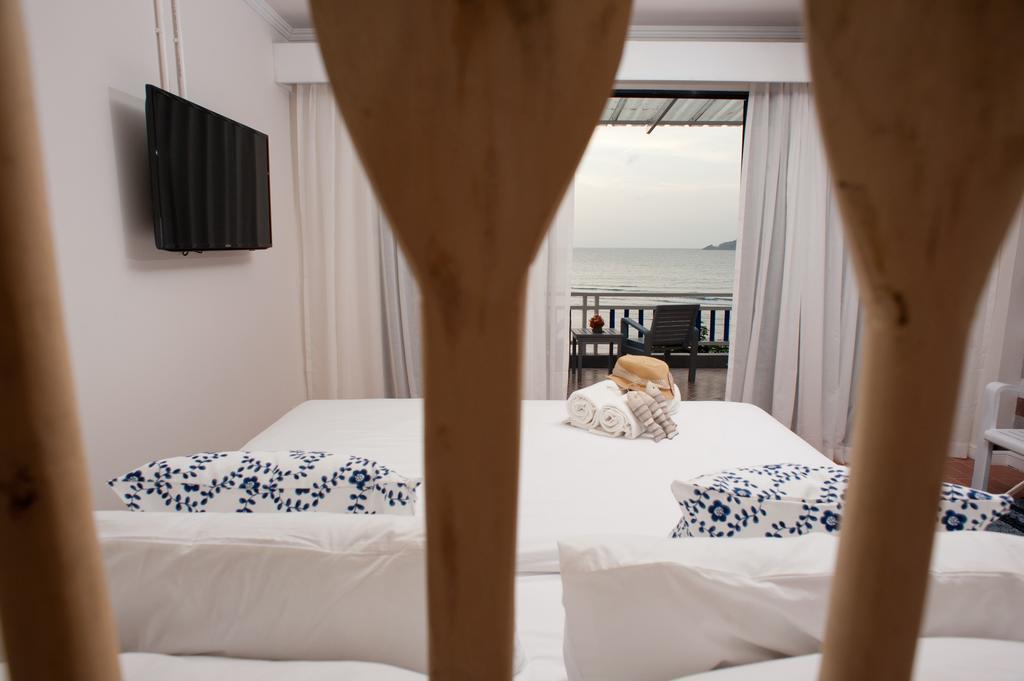 At Zea Hotel Patong Exterior foto