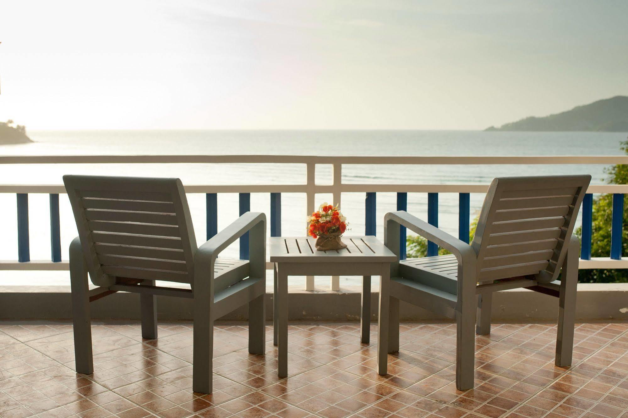 At Zea Hotel Patong Exterior foto